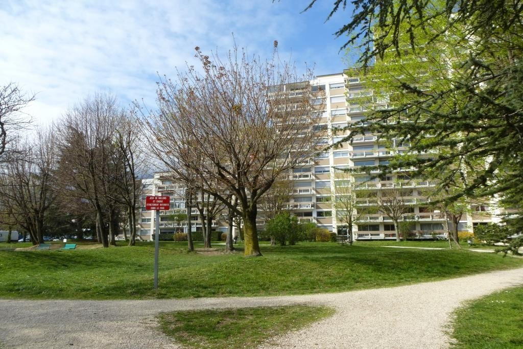 Agence immobilière de Jean Marc Dumas Lattaque